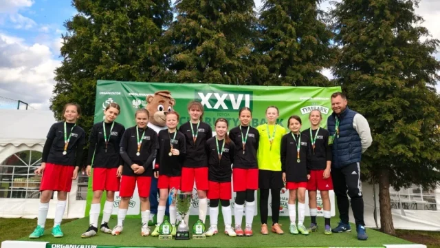 Chorzowianki jadą walczyć o PGE Narodowy! SP 17 Chorzów najlepsza w Śląskim Finale Pucharu Tymbark