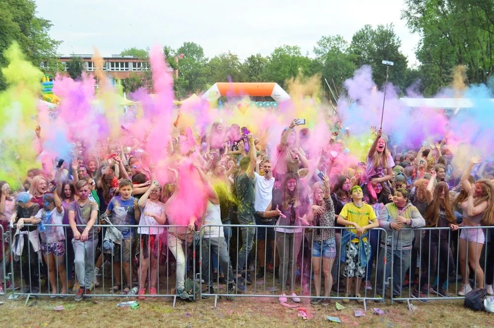 Kolorowe Powitanie Wakacji 2026 w Rudzie Śląskiej. Będzie Festiwal Kolorów Holi i piana party