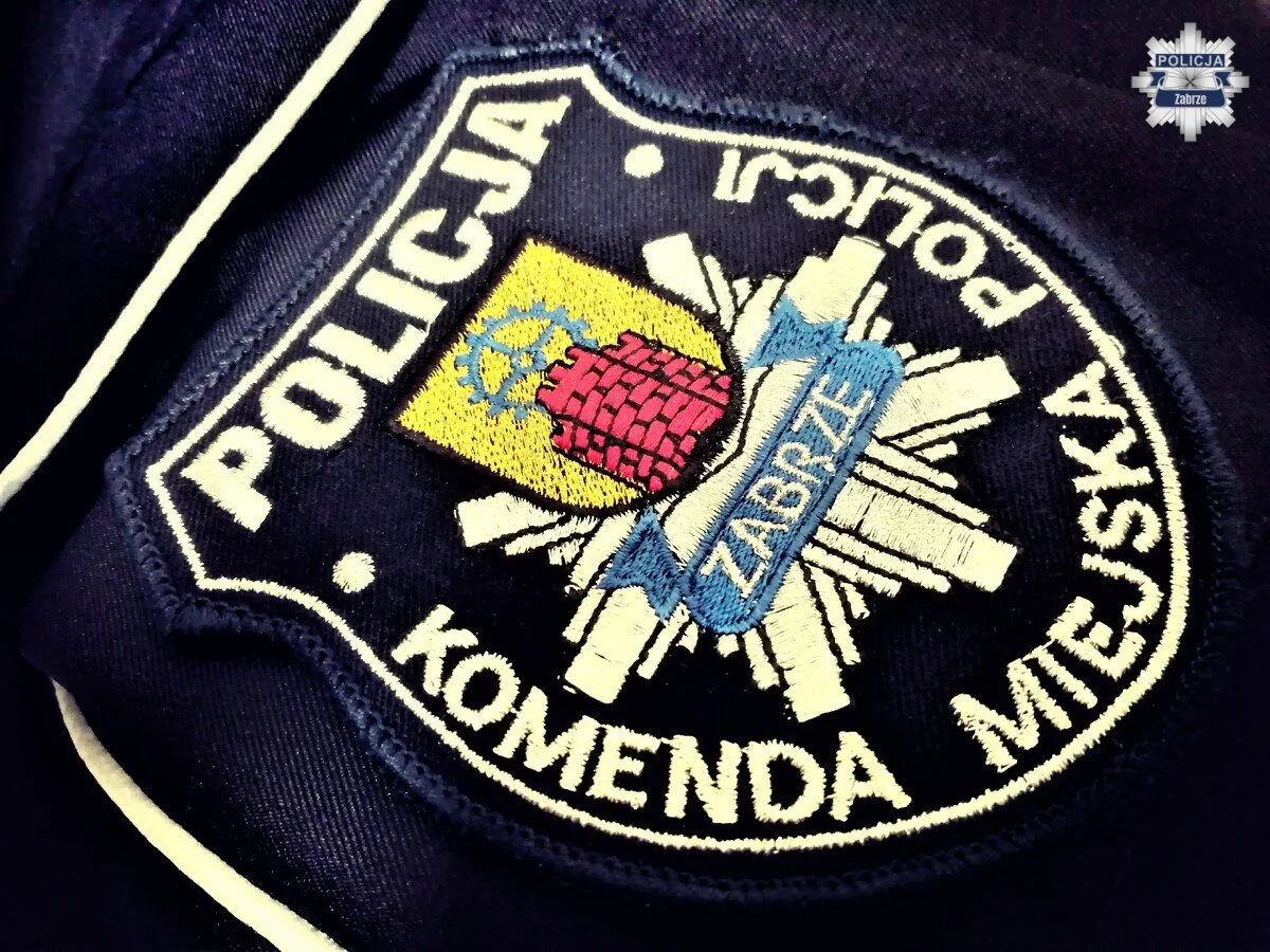 Pieszy wysiadł z tramwaju i został potrącony. Policja szuka świadków zdarzenia