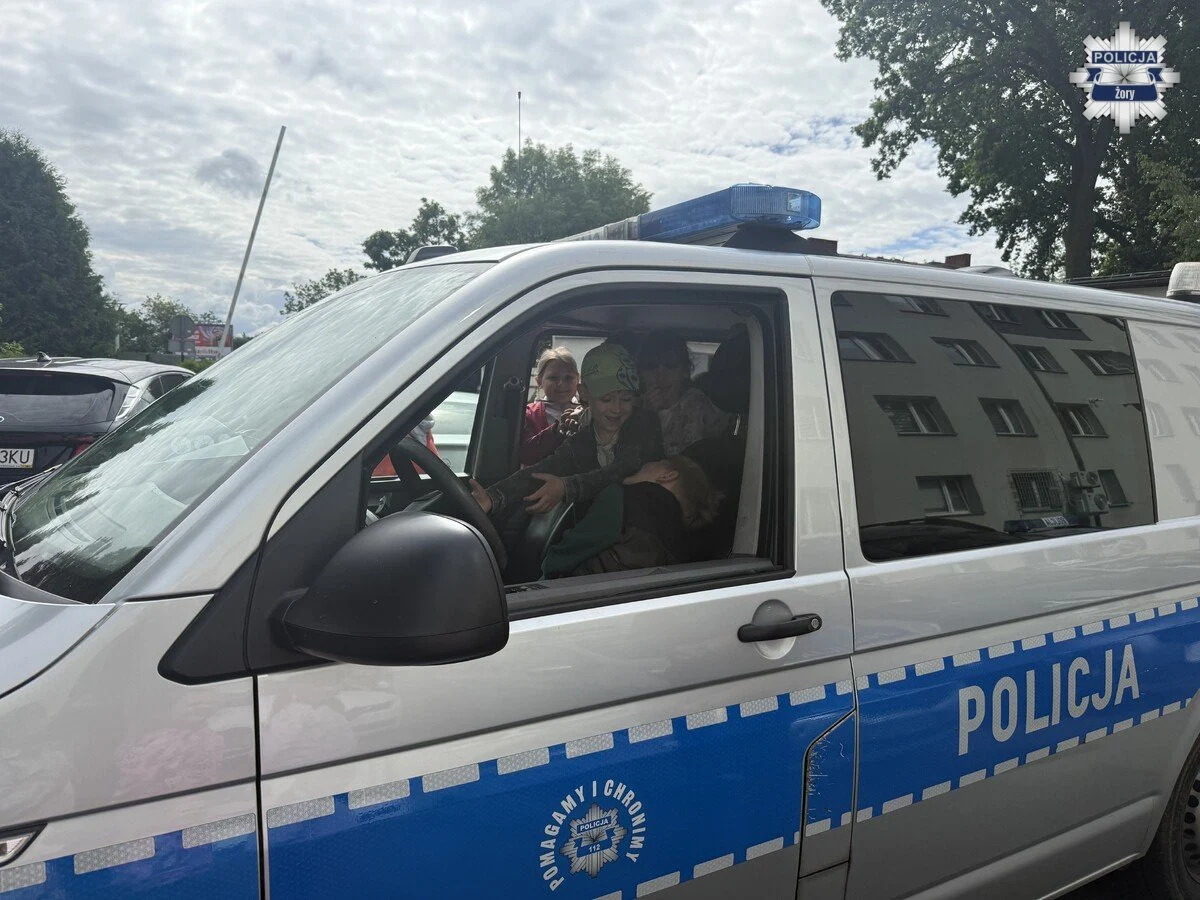 Żory: Przedszkolaki z wizytą w komendzie policji / fot. KMP Żory