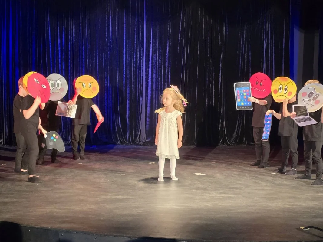 „Spotkajmy się w teatrze” po raz czwarty. Młodzież pokazała talent i pasję / fot. MDK Świętochłowice FB
