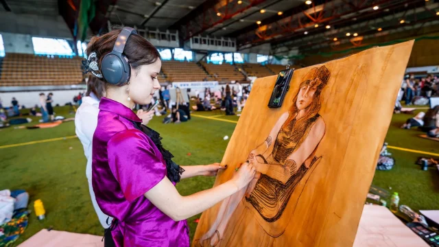 29. Międzynarodowy Festiwal Rysowania w Zabrzu z historią mody w tle
