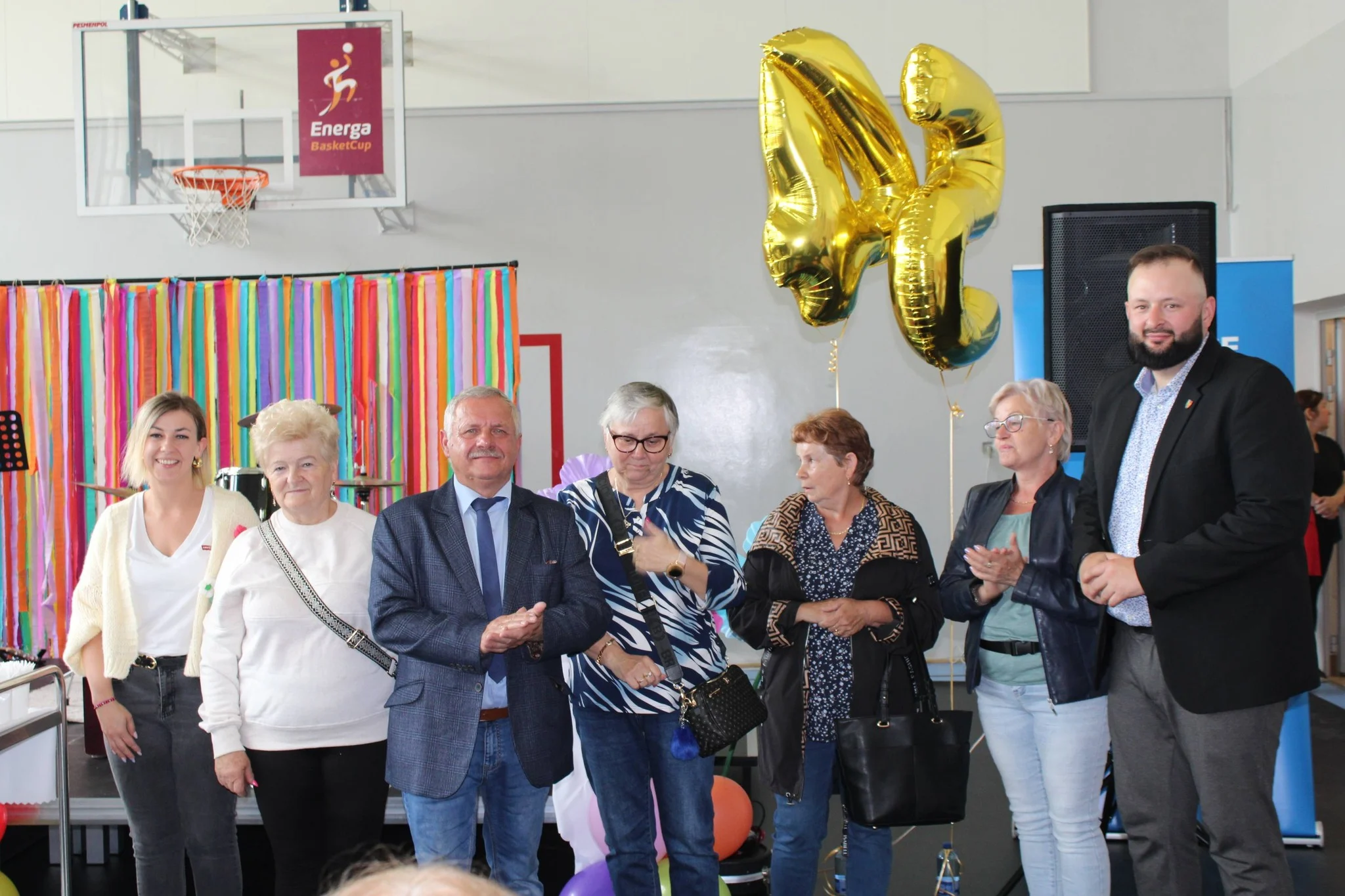 Jubileusz 35-lecia Szkoły Podstawowej nr 15 z Oddziałami Sportowymi oraz 45-lecia Osiedla Sikorskiego / fot. UM Żory