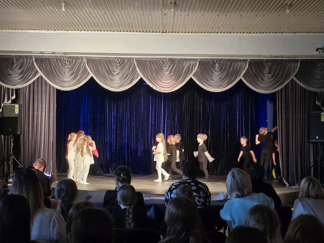 „Spotkajmy się w teatrze” po raz czwarty. Młodzież pokazała talent i pasję / fot. MDK Świętochłowice FB