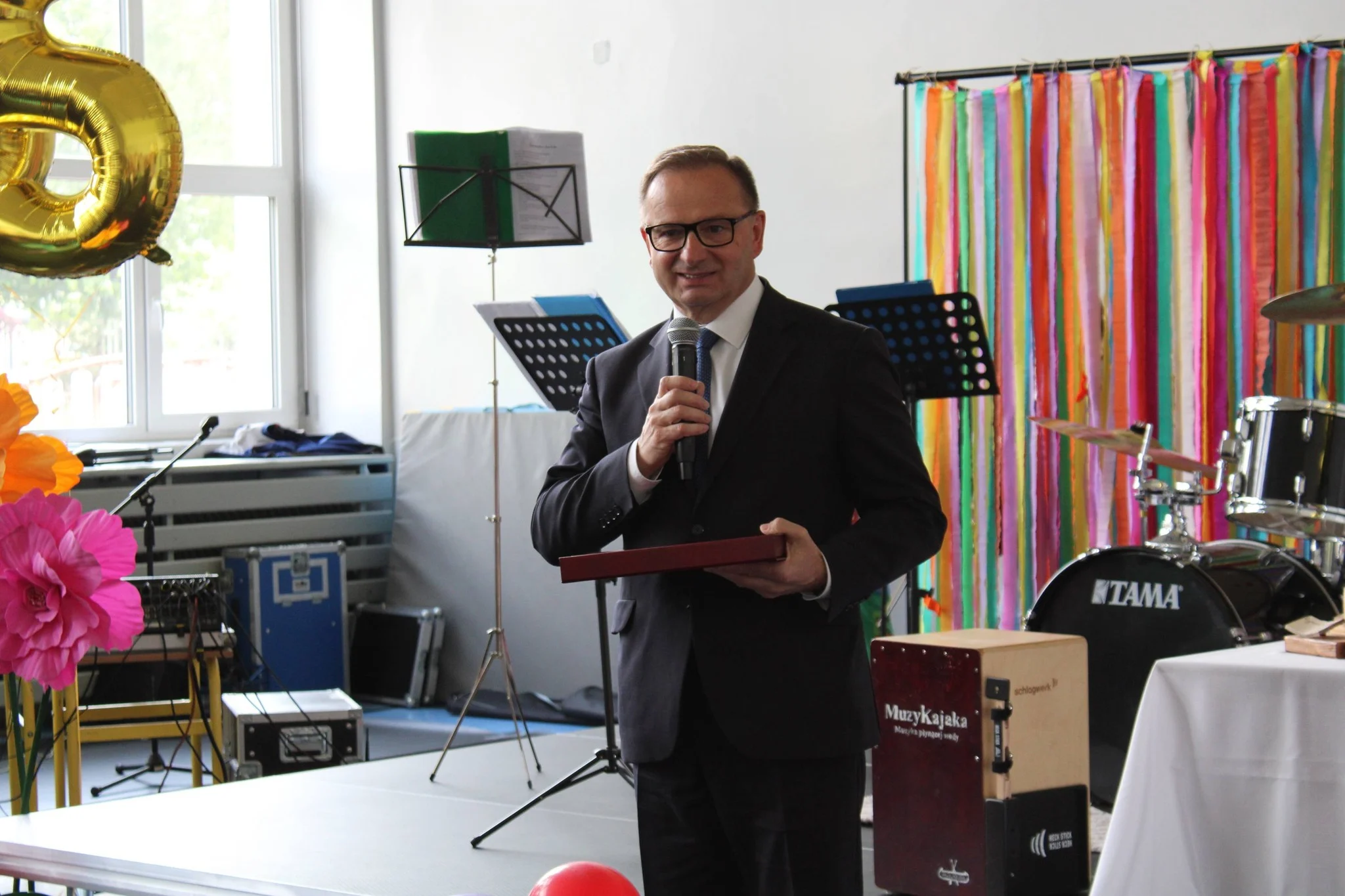 Jubileusz 35-lecia Szkoły Podstawowej nr 15 z Oddziałami Sportowymi oraz 45-lecia Osiedla Sikorskiego / fot. UM Żory
