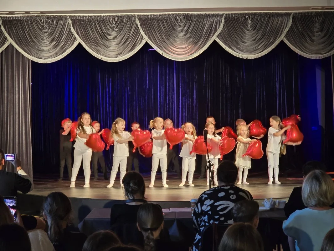 „Spotkajmy się w teatrze” po raz czwarty. Młodzież pokazała talent i pasję / fot. MDK Świętochłowice FB