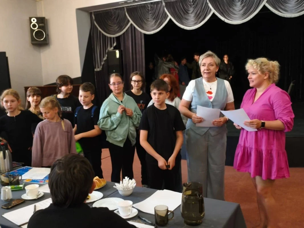 „Spotkajmy się w teatrze” po raz czwarty. Młodzież pokazała talent i pasję / fot. MDK Świętochłowice FB