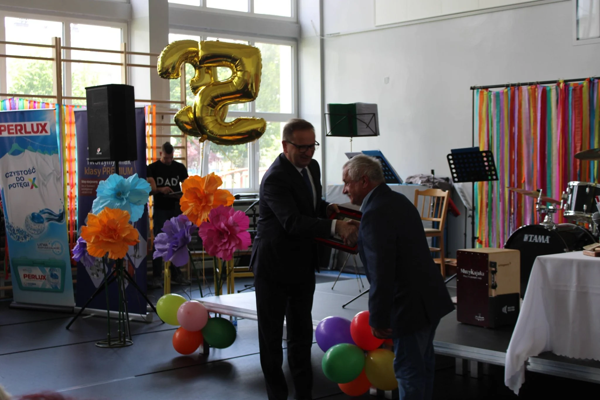 Szkoła Podstawowa nr 15 i Osiedle Sikorskiego świętowały jubileusze w Żorach