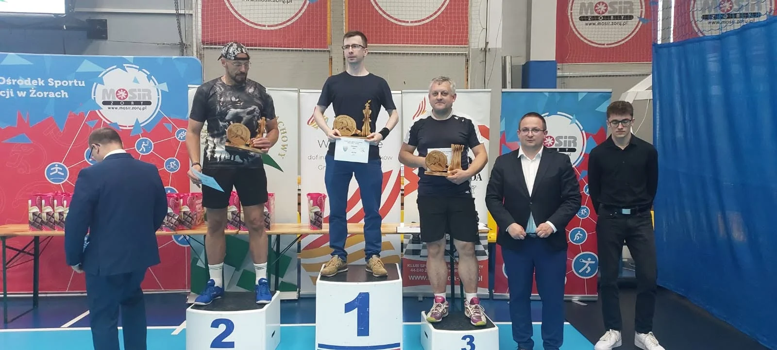 Szachy i tenis stołowy w jednym turnieju. Grand Prix w Żorach trzymało w napięciu do końca / fot. MOSiR Żory