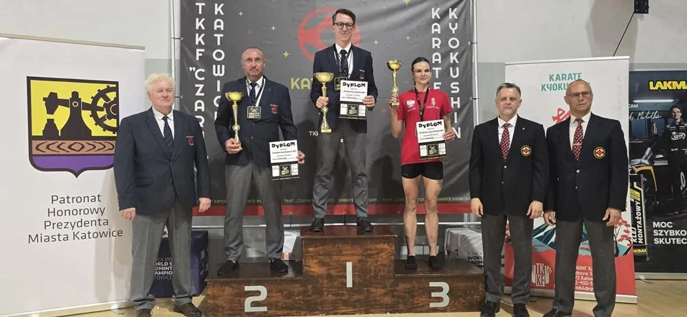 Karatecy z Orzesza z ogromnym sukcesem. 24 medale na zakończenie sezonu