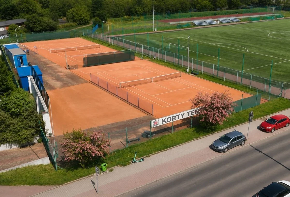 Korty tenisowe przy Filarowej będą dostępne wcześniej. MORiS Chorzów zmienia godziny