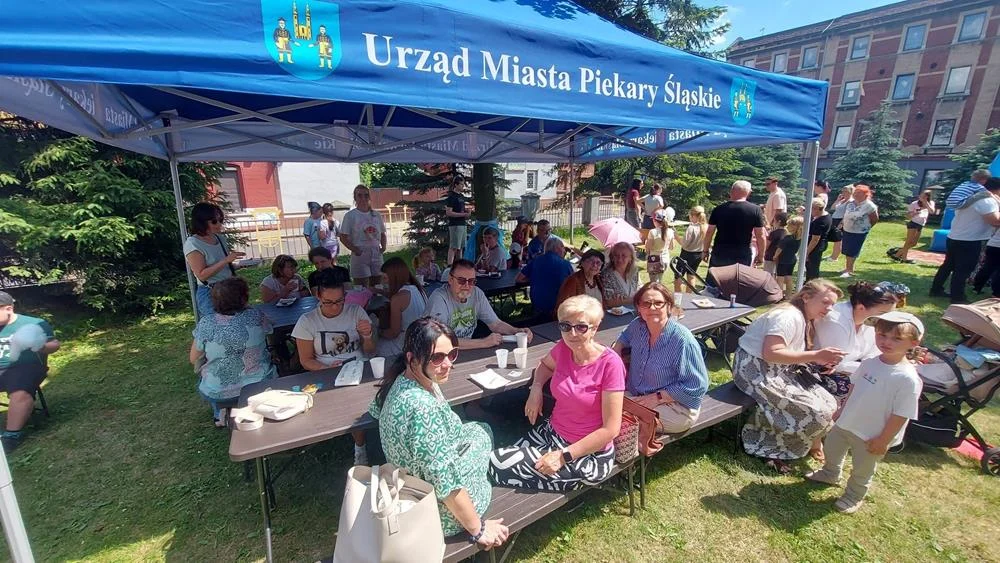 Rodzinny piknik w Szarleju przyciągnął mieszkańców. Były atrakcje, muzyka i pokaz pierwszej pomocy