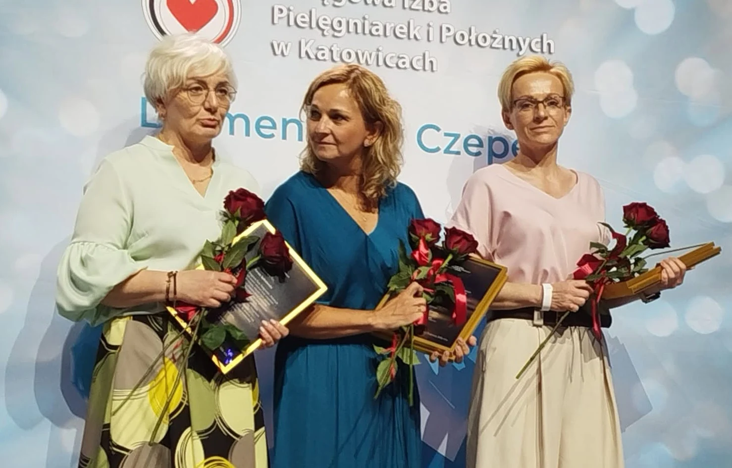 Pielęgniarki z Rudy Śląskiej z „Diamentowym Czepkiem”. Wyróżniono pracownice rudzkiego szpitala / fot. Szpital Miejski w Rudzie Śląskiej