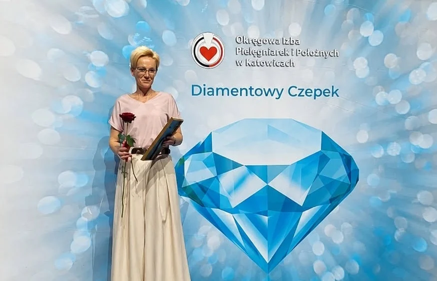 Pielęgniarki z Rudy Śląskiej z „Diamentowym Czepkiem”. Wyróżniono pracownice rudzkiego szpitala / fot. Szpital Miejski w Rudzie Śląskiej