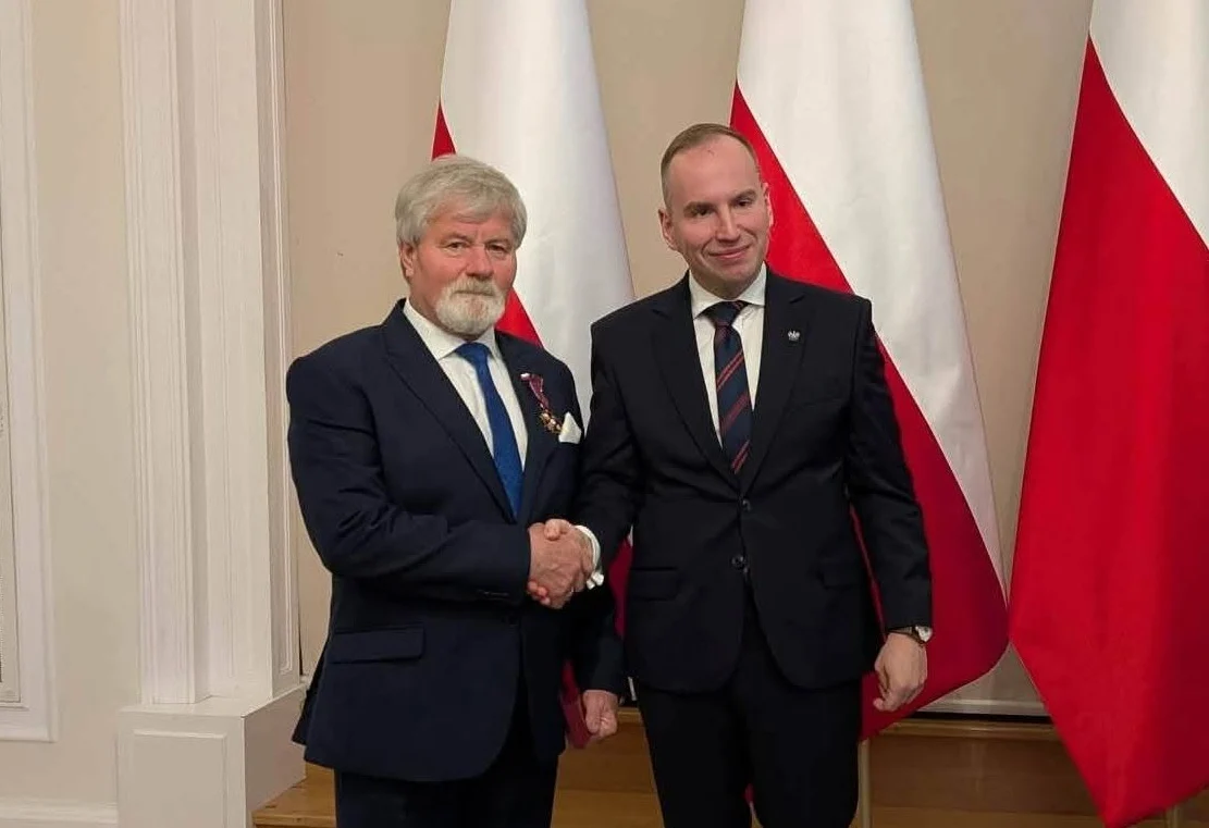 Przewodniczący Rady Miasta Kazimierz Myszur odznaczony Złotym Krzyżem Zasługi