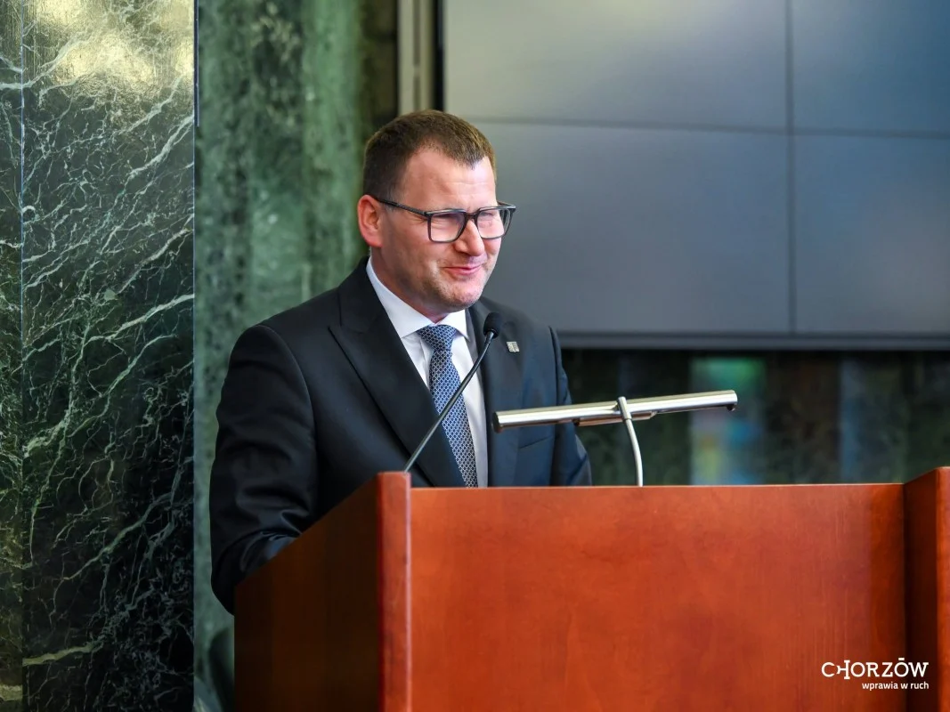Najlepsi uczniowie z Chorzowa nagrodzeni. 35 prymusów odebrało wyróżnienia / fot. UM Chorzów FB