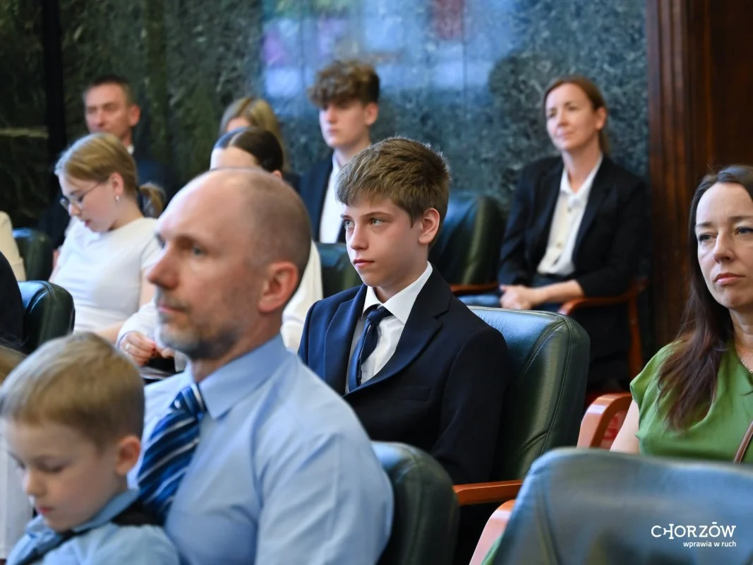 Najlepsi uczniowie z Chorzowa nagrodzeni. 35 prymusów odebrało wyróżnienia / fot. UM Chorzów FB