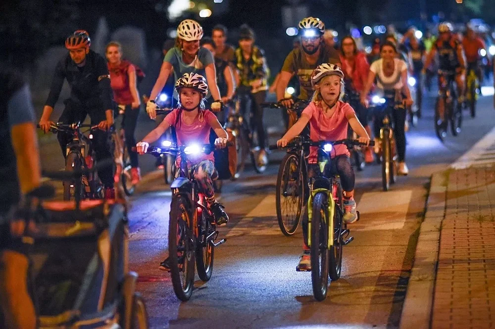 Nocny rajd rowerowy już dziś w Tychach. Do przejechania będzie około 12 km