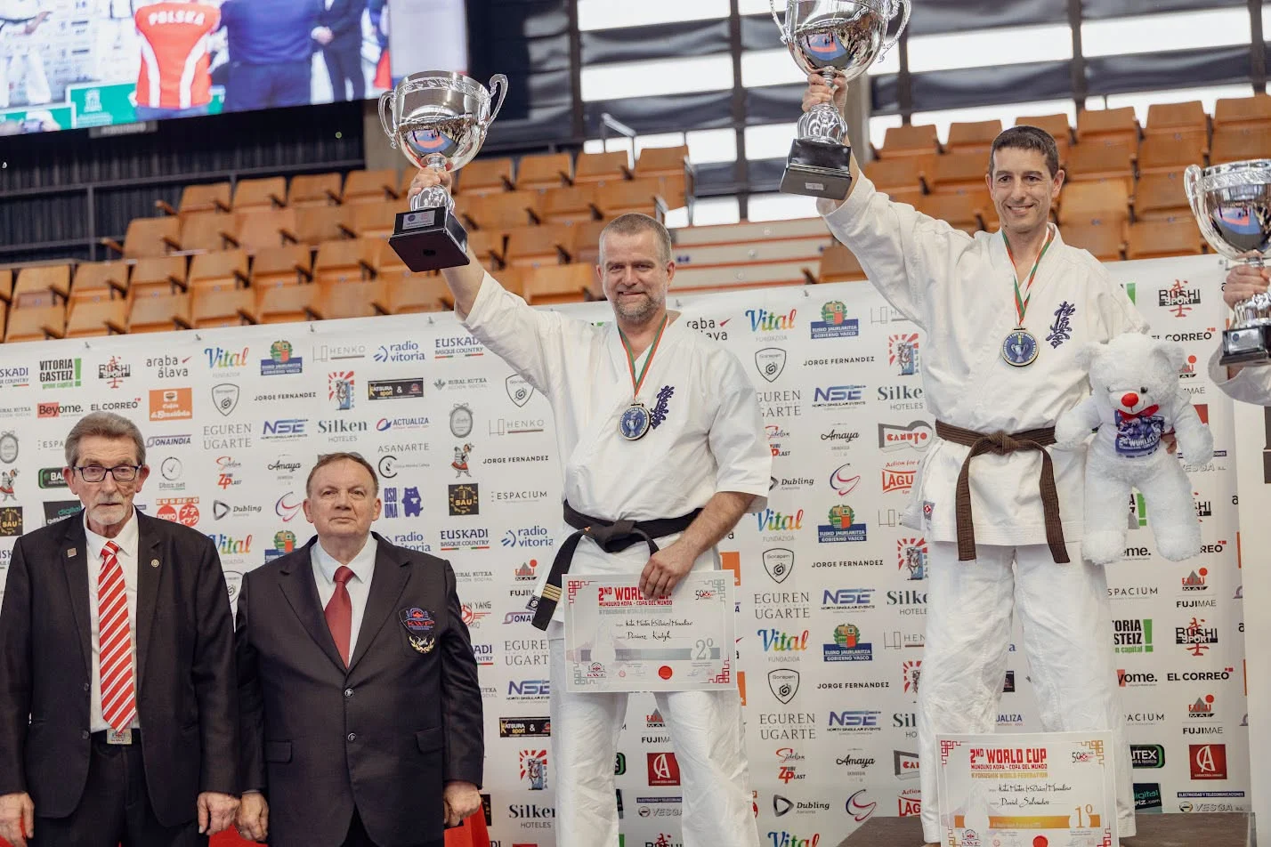 Historyczny sukces dla Żor. Sensei Dariusz Kudyk z dwoma medalami Pucharu Świata w Hiszpanii
