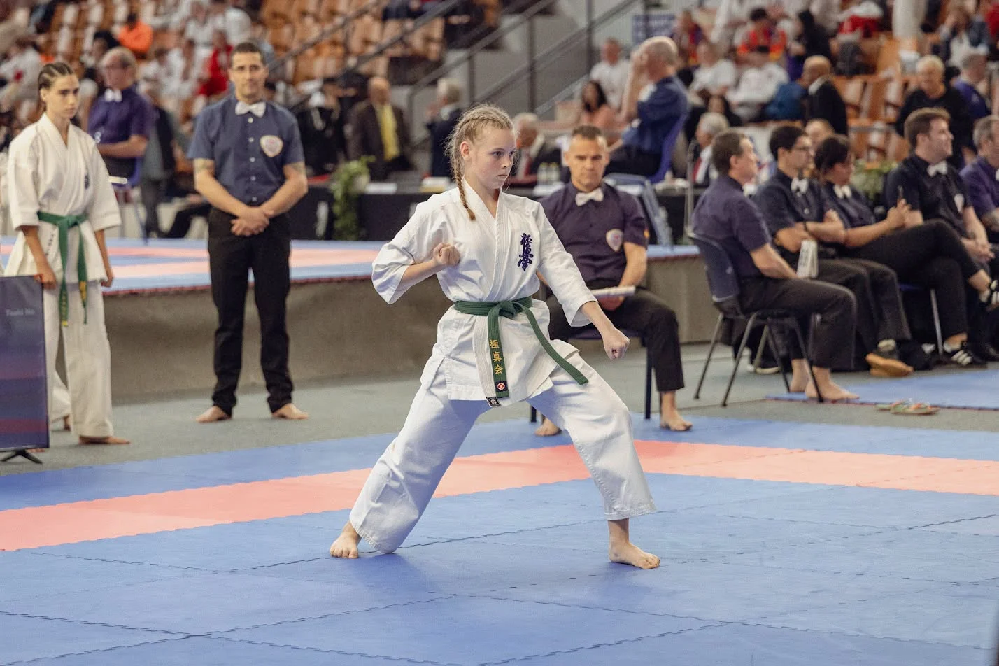 Sensei Dariusz Kudyk z dwoma medalami Pucharu Świata w Hiszpanii / fot. UM Żory