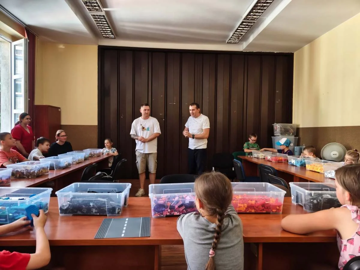 Zabrze: Dzieci budowały z finalistą „LEGO Masters” / fot. MBP