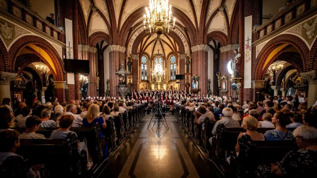55 lat, tysiące głosów i pokolenia zabrzan. „Resonans con tutti” świętował jubileusz