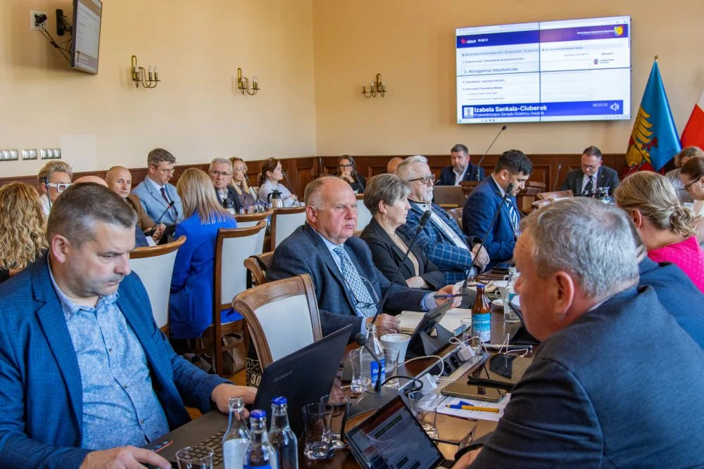 Budżet, drogi, szkoły i ochrona przeciwpowodziowa. To omówią wodzisławscy radni