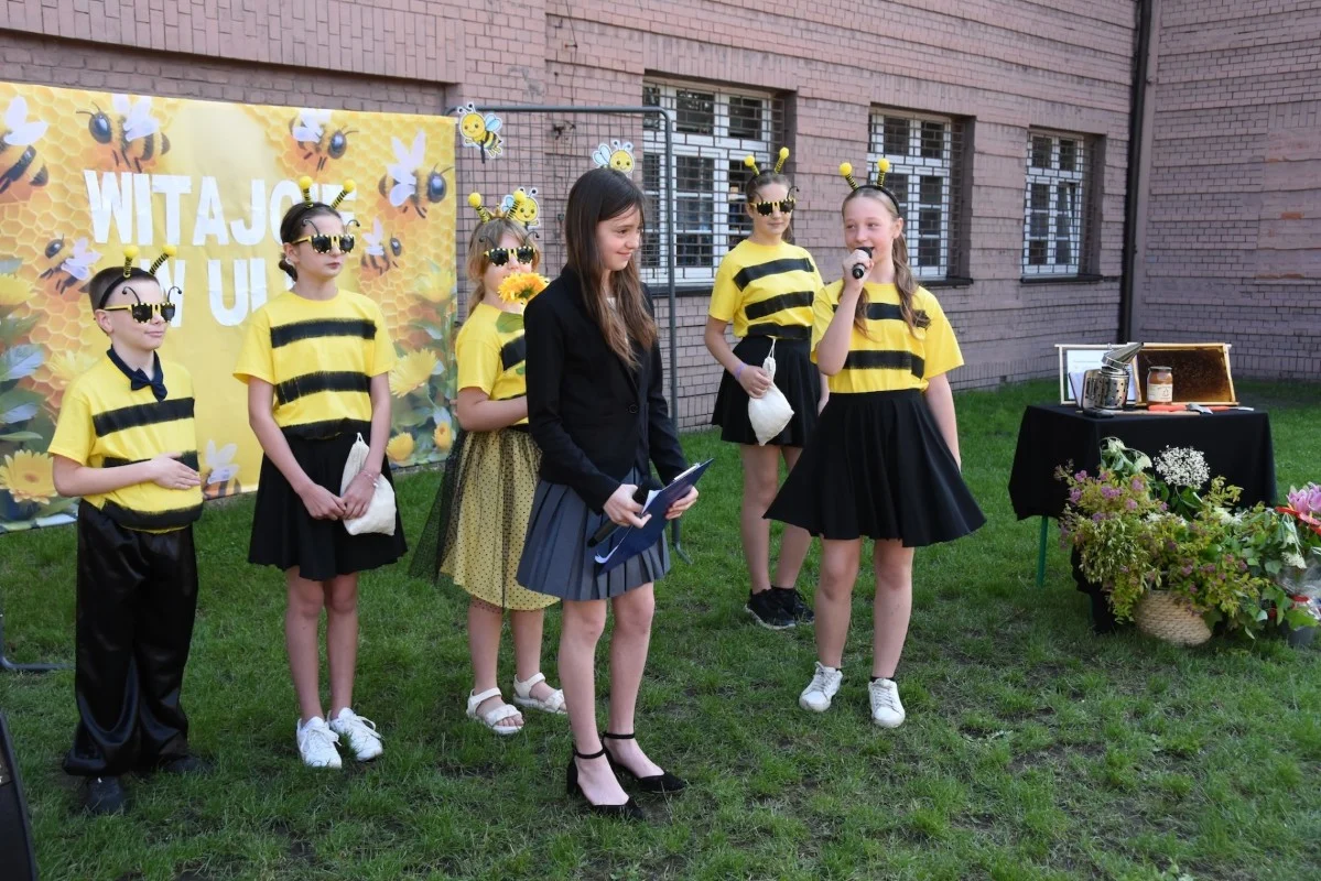 Lekcje przyrody poza murami szkoły. Szkoła w Bobrku ma ekopracownię!