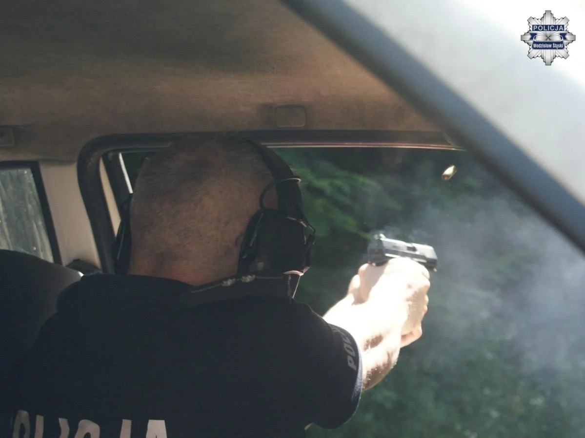 Dynamiczne strzelania i sportowa rywalizacja. Tak wyglądały zawody służb w Pszow (9)