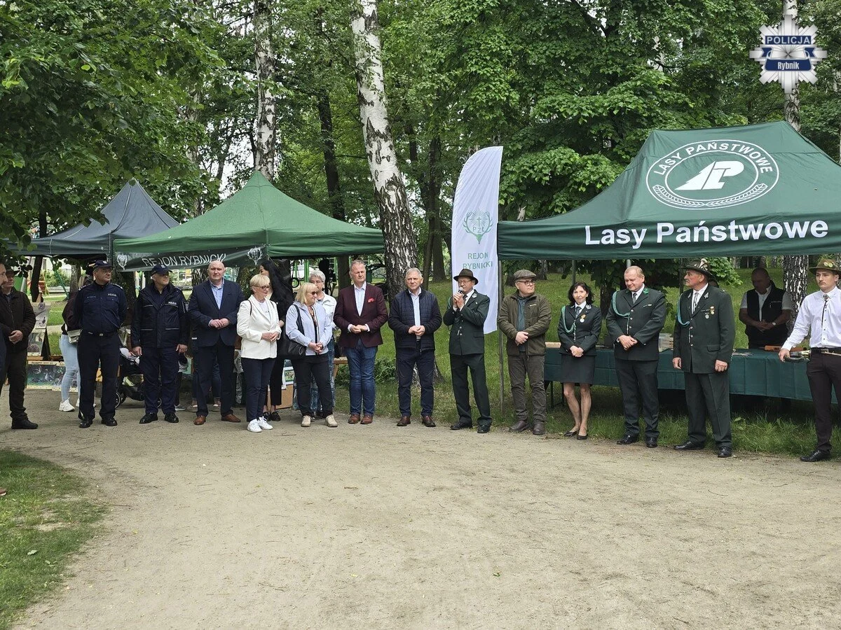 Dzieci poznały pracę policjantów. Rodzinny festyn w Czerwionce pełen atrakcji (1)