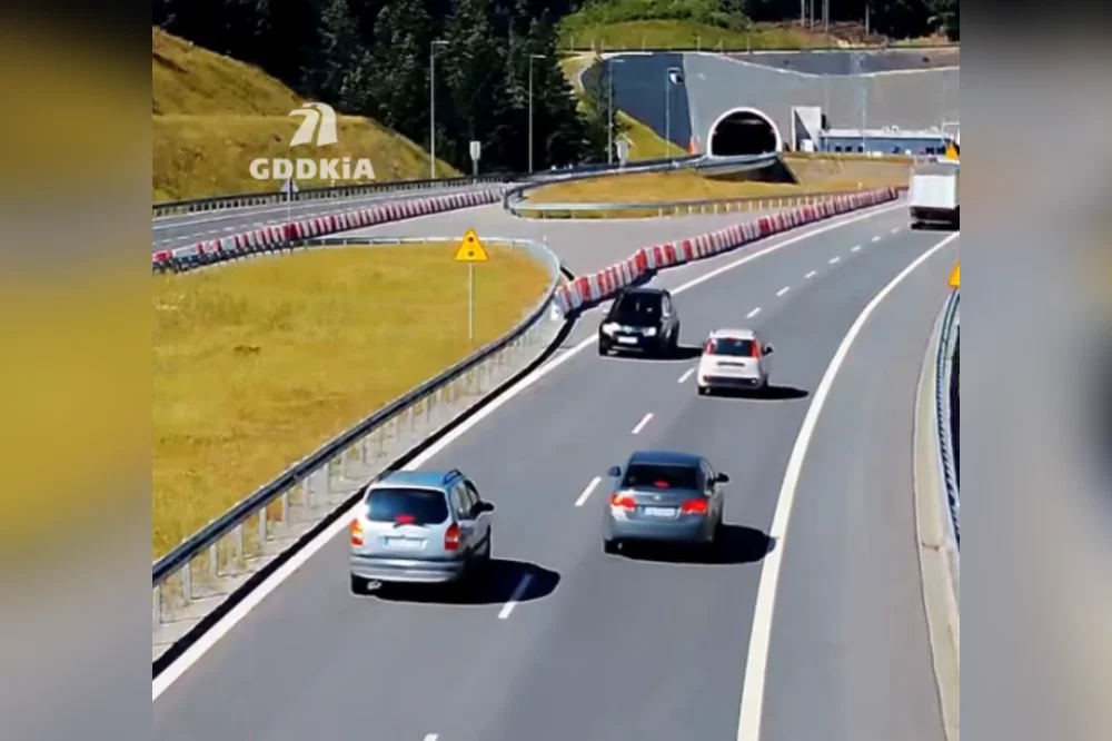 Groźna sytuacja na ekspresówce. 71-latek zawrócił na S1 i jechał pod prąd.