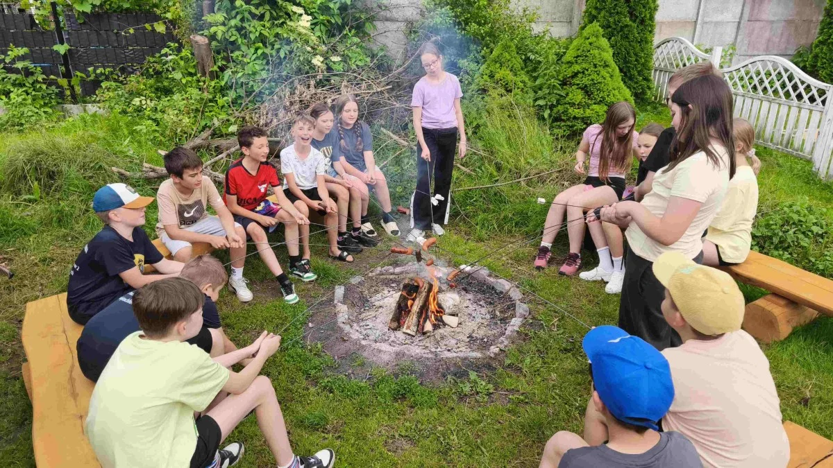 Uczniowie SP 2 ze Świętochłowic zdobywali Góry Świętokrzyskie / fot. SP 2