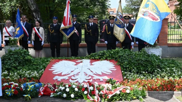 Ruda Śląska oddała hołd Powstańcom Śląskim. Uroczystość odbyła się w Orzegowie