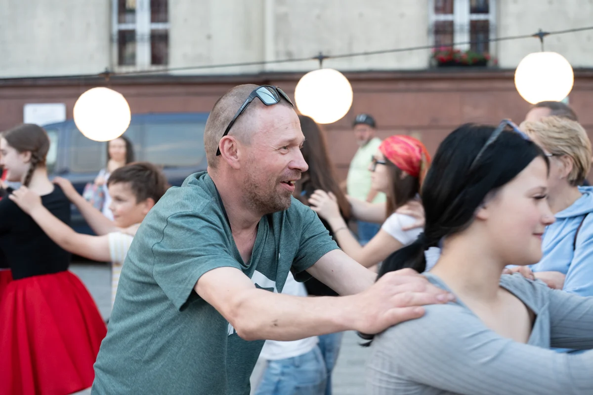 Rynek w Nowym Bytomiu zamienił się w parkiet. Tak Ruda Śląska świętowała Święto Herbu / fot. Marek Faber