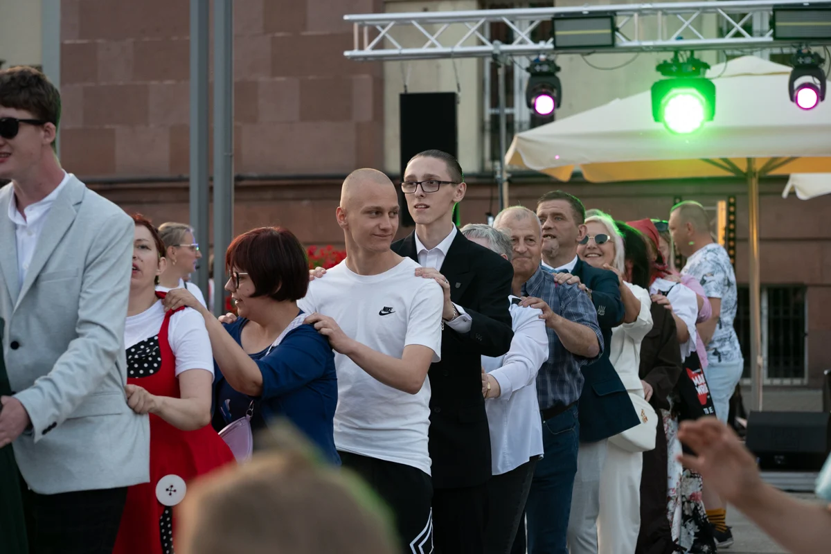 Rynek w Nowym Bytomiu zamienił się w parkiet. Tak Ruda Śląska świętowała Święto Herbu / fot. Marek Faber