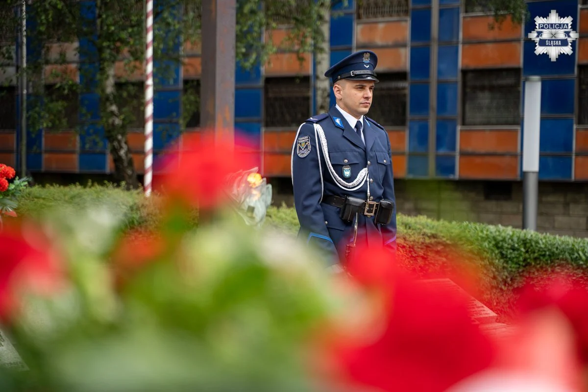 Śląska Policja oddała hołd swojej historii. W Katowicach uczczono 104. rocznicę /fot. Śląska Policja