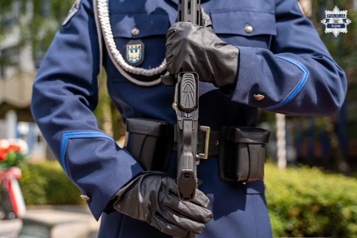Śląska Policja oddała hołd swojej historii. W Katowicach uczczono 104. rocznicę /fot. Śląska Policja