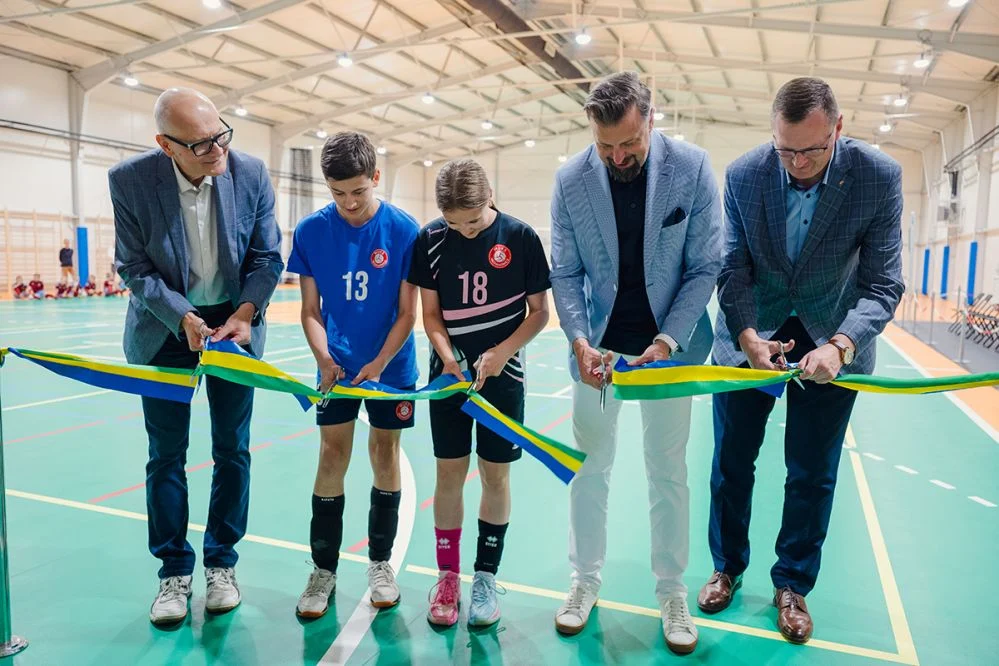 Sportowa inwestycja za ponad 7,3 mln zł. Uczniowie ZSS mają nowoczesną halę /fot. Wojciech Mateusiak /UM
