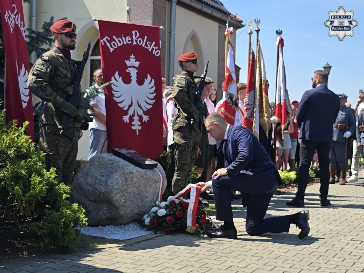 Tablica pamięci odsłonięta w Grabówce. Tak uczczono Powstańców Śląskich