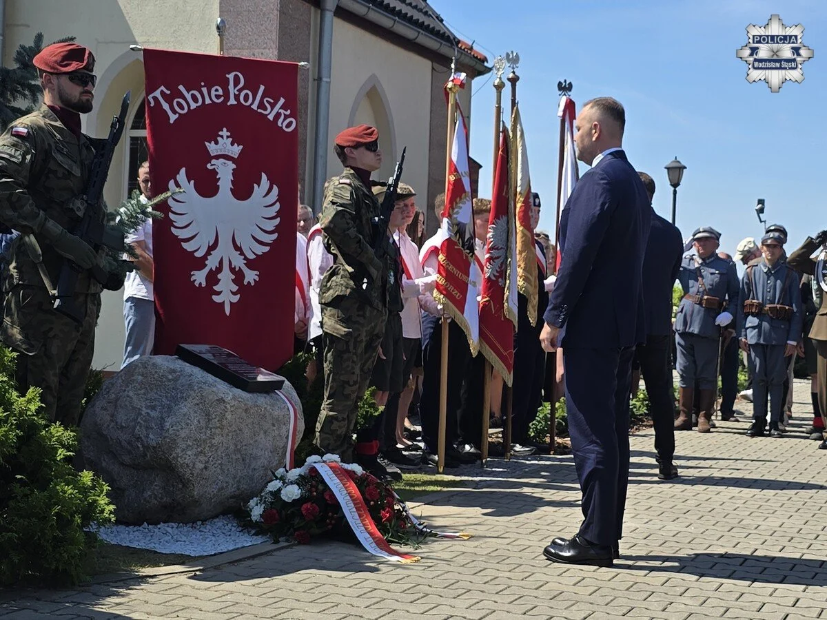 Tablica pamięci odsłonięta w Grabówce. Tak uczczono Powstańców Śląskich (5)