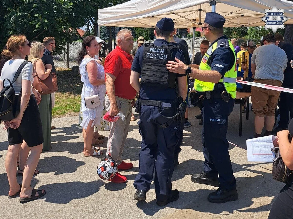 Tablica pamięci odsłonięta w Grabówce. Tak uczczono Powstańców Śląskich (8)