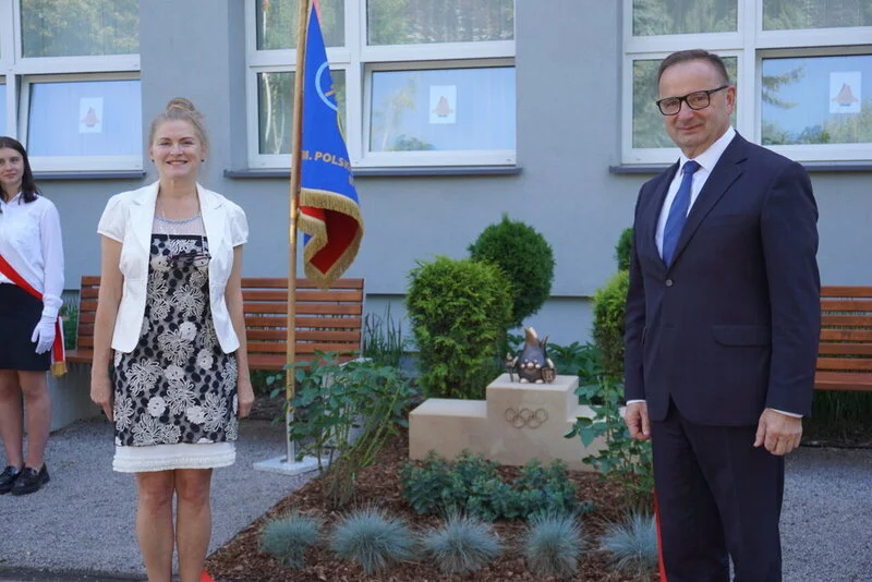 Żorek Olimpijczyk dołączył do miejskiego szlaku. To już 31. figurka w Żorach