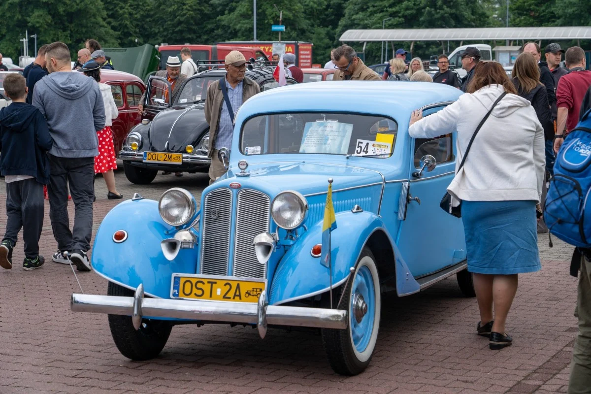 4. Chorzowski Klasyk za nami. Zabytkowe auta i motocykle zachwyciły mieszkańców