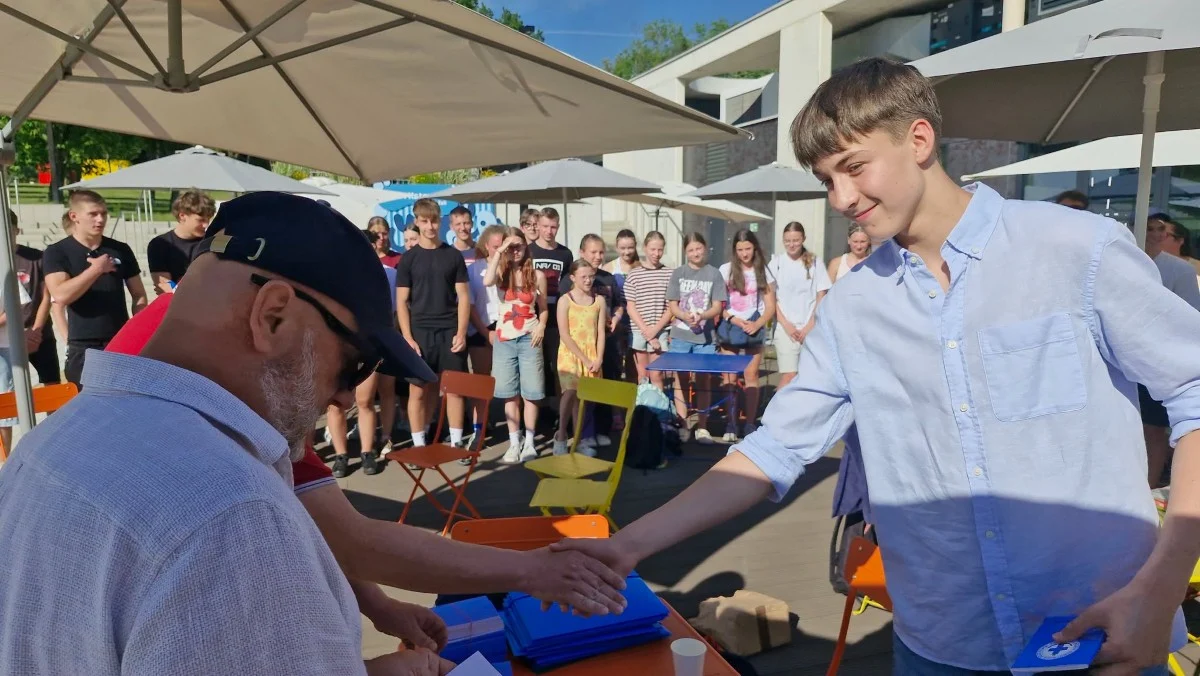 51 nowych ratowników WOPR w Chorzowie. Będą czuwać nad bezpieczeństwem nad wodą
