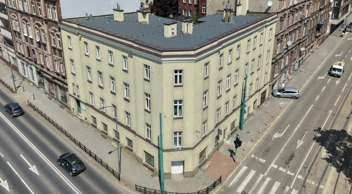 Sześć mieszkań dla Bytomian. Trwa remont kamienicy przy Placu Wolskiego 7