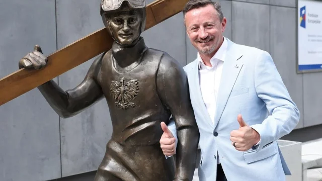 W Wiśle oficjalnie zostało otwarte Beskidzkie Centrum Narciarstwa im. Adama Małysza