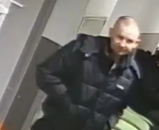 Kradzież w Szpitalu Miejskim w Gliwicach. Policja publikuje wizerunek podejrzanego