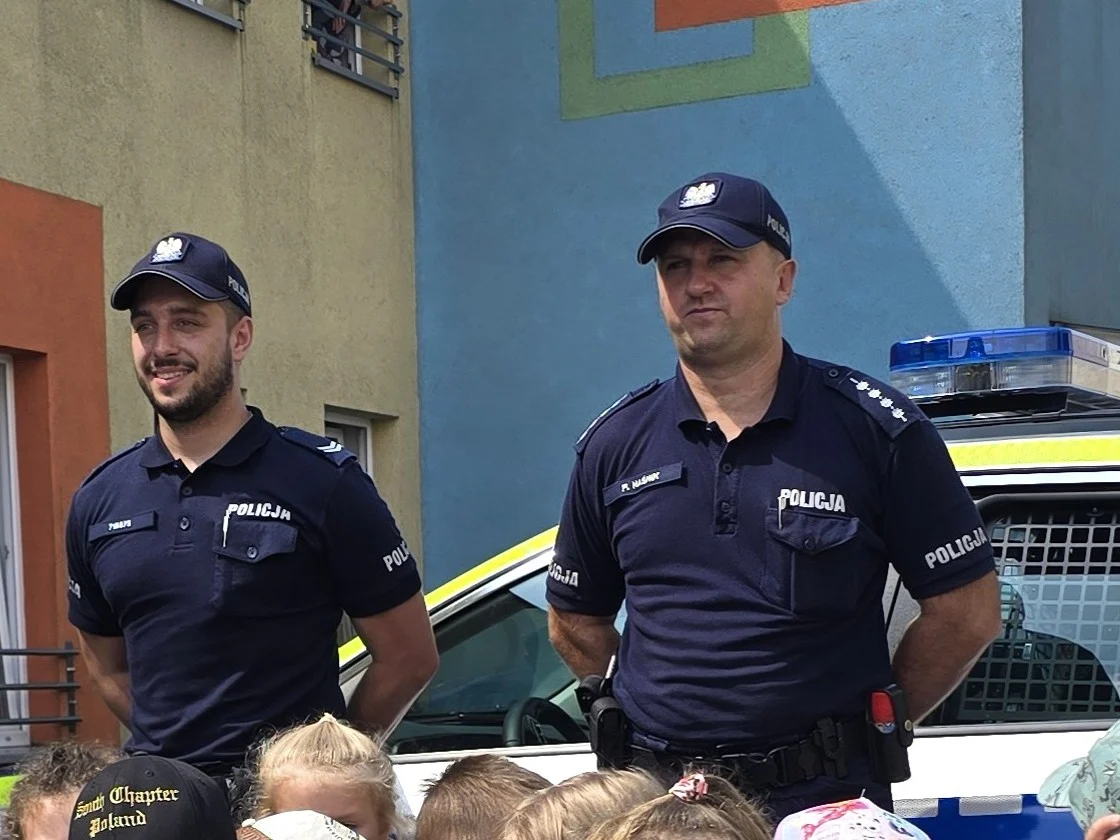 Radiowóz zrobił największe wrażenie. Dzielnicowi odwiedzili przedszkolaków w Wyrach / fot. KPP Mikołów
