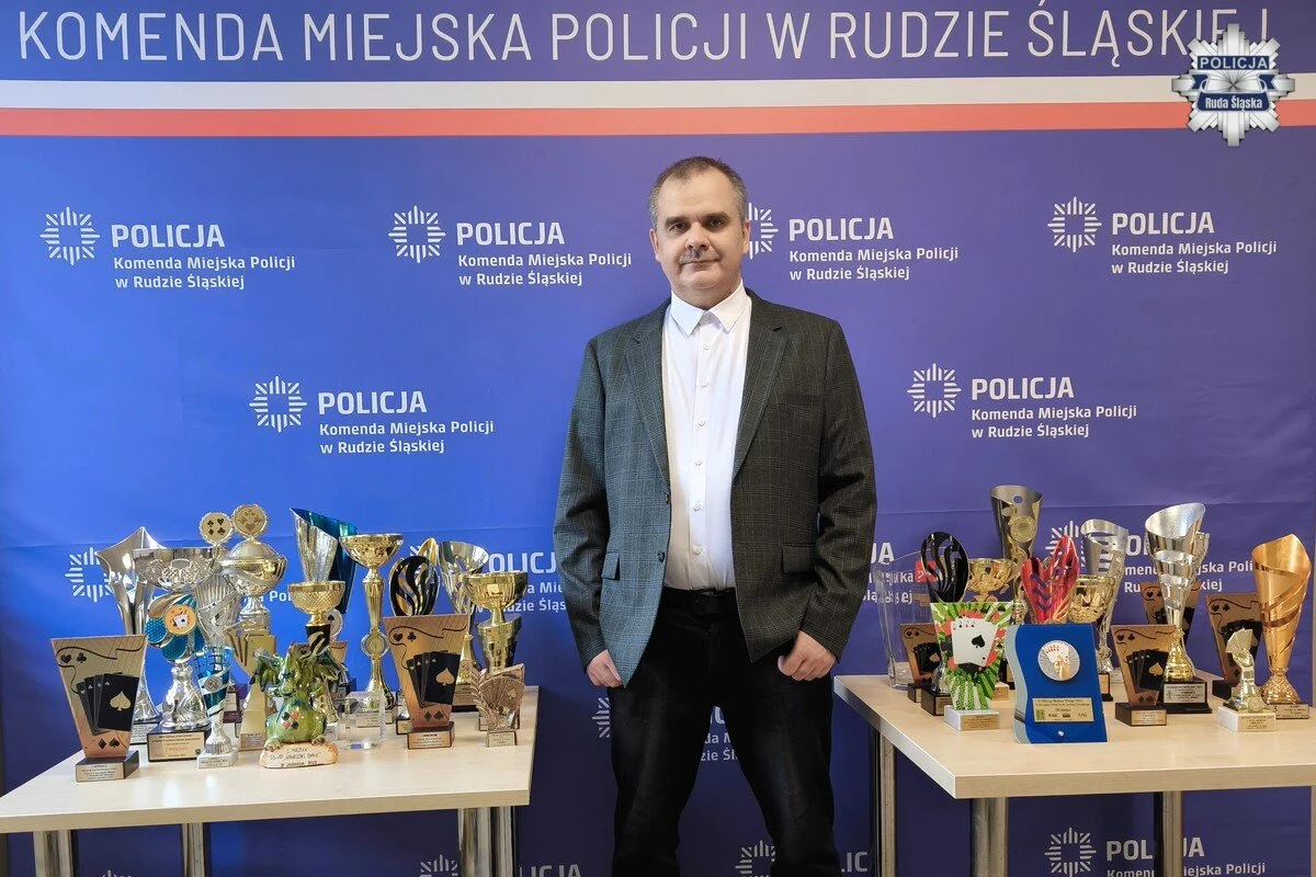 Policjant z Rudy Śląskiej arcymistrzem brydża sportowego!