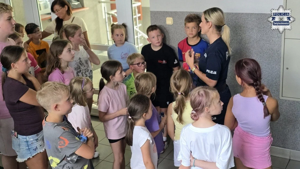Dzieci z półkolonii przejęły komendę. Wyjątkowa wizyta w Świętochłowicach